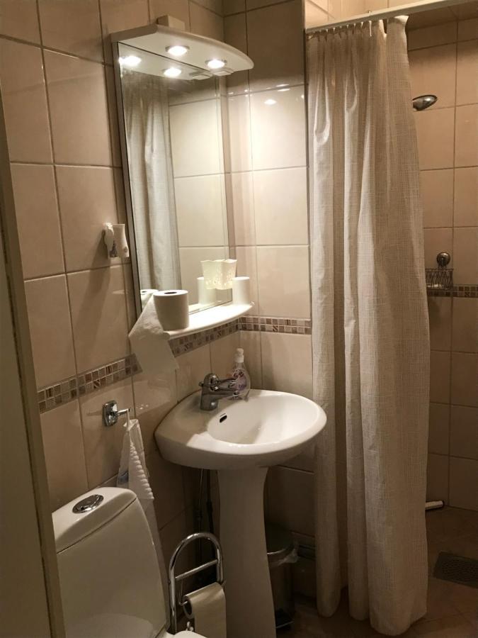 Anikos Apartment Упсала Екстериор снимка